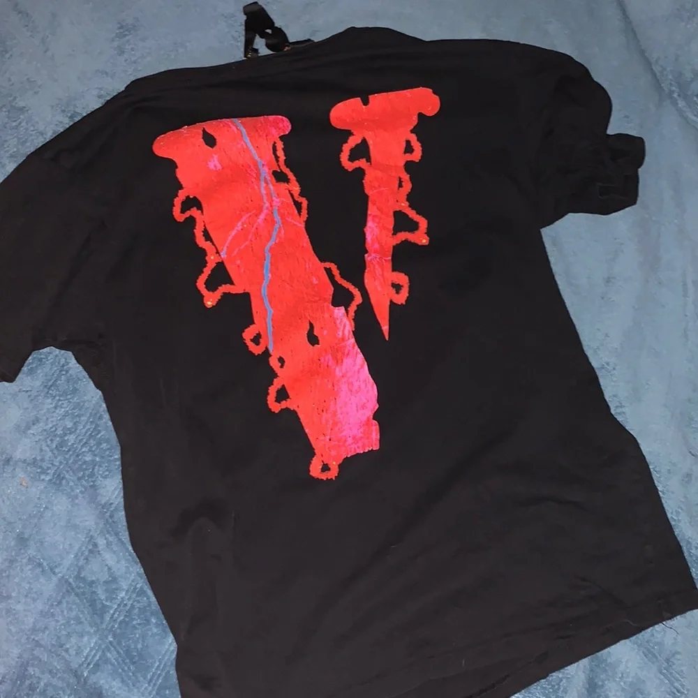 Vlone Shirt 🌟RARE🌟 - Picture 2 of 4